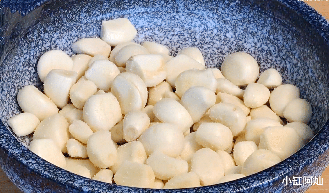 明天腊八节,不管多忙,记得“吃3样,做1事,忌2味”早知早受益