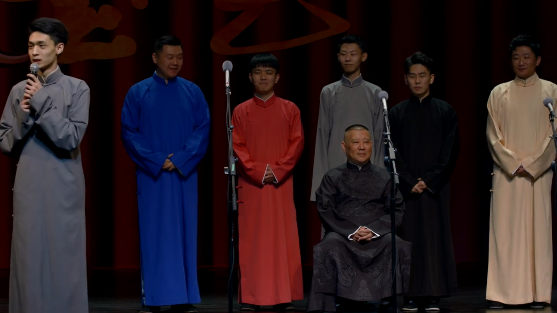 德云社|德云社国庆要搞事，张云雷为鼓曲社开幕，郭德纲再收三十名徒弟！