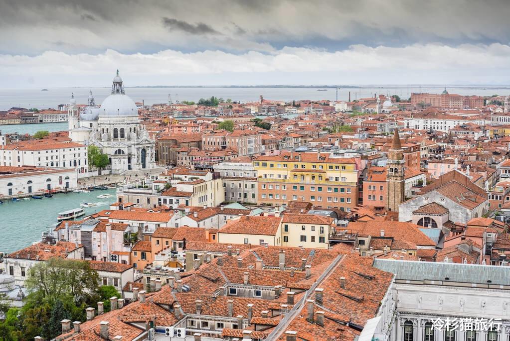 沙滩 入选CNN全球一生必去的50个地方，中国有5个上榜，你去过几个？