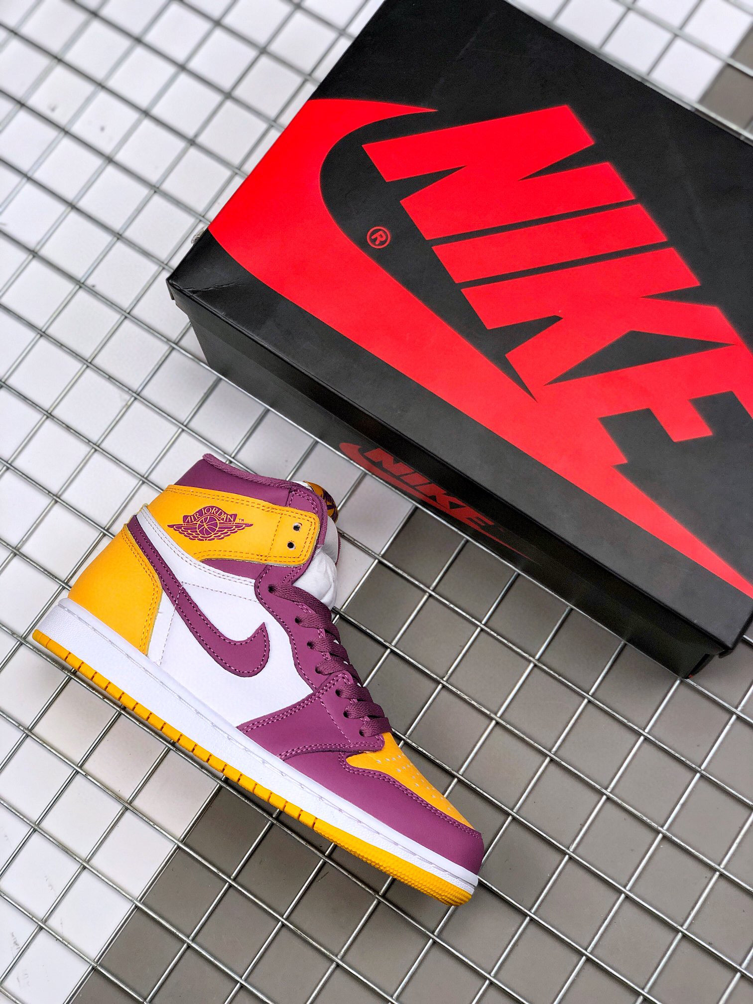 莆田鞋匠 Air Jordan 1 High OG “Brotherhood”湖人兄弟会