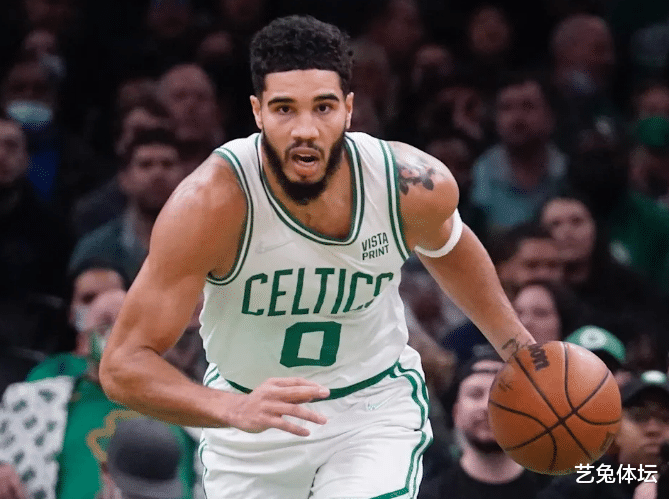 斯蒂芬·库里|2022年NBA球星实力TOP20，库里第四、詹姆斯第二，第一不意外