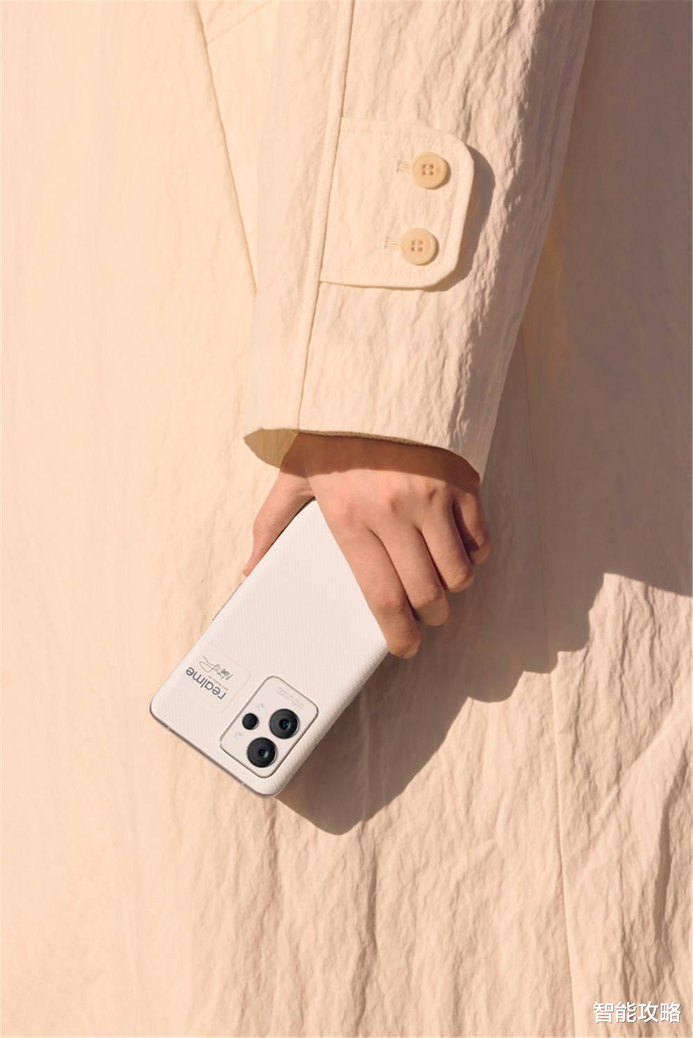 realme|realmeGT2即将发布，打造高端旗舰新品，网友：价格得控制好