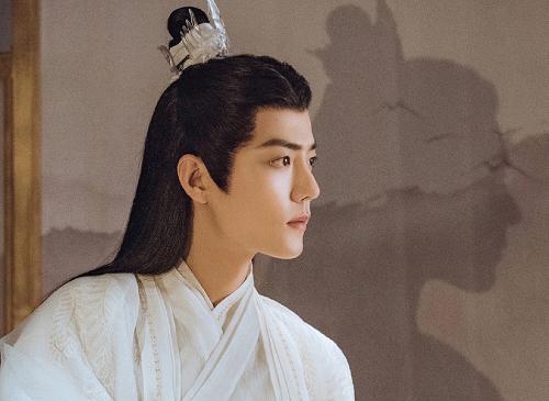 肖战|168任敏跟183肖战同框，身高差咋回事，谎报身高可不太好