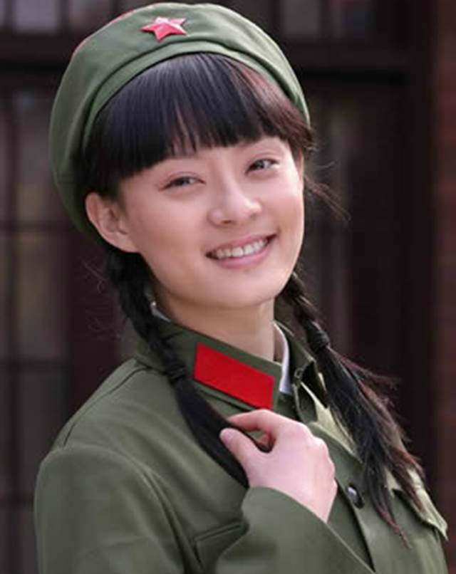 孙俪|12岁遭父亲弃，21岁走红，29岁嫁给活宝老公，今结婚10年仍恩爱