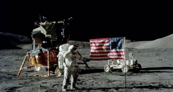 月壤 美国登月是假的？“嫦娥五号”带回的月壤是彩色，NASA的却是灰色