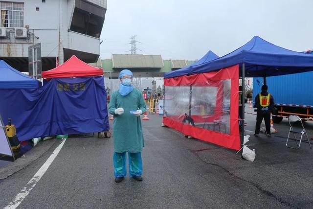 蝙蝠 蝙蝠被很多人厌恶，但是人类的生活却离不开蝙蝠，原因是什么？