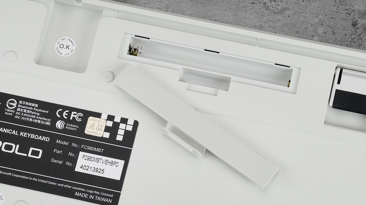 机械键盘|LEOPOLD FC980M BT荷本版机械键盘评测：这下真的退烧了