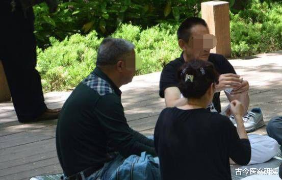 |高血脂很怕“1物”,不是老陈醋,医生提醒:你若爱吃,高血脂“节节败退”