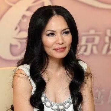 潘越云|10年无性无爱，被丈夫捉奸在床，如今星途尽毁，再无踪迹