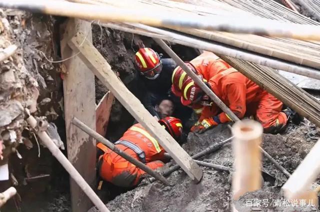 青松说事儿 济源！父亲被埋身亡，消防员儿子含泪救援：救得了别人却救不了父亲