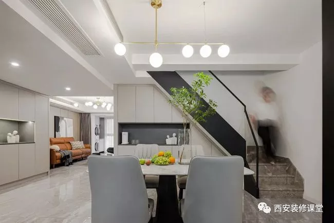 130㎡复式美宅,打造心爱的小轻奢