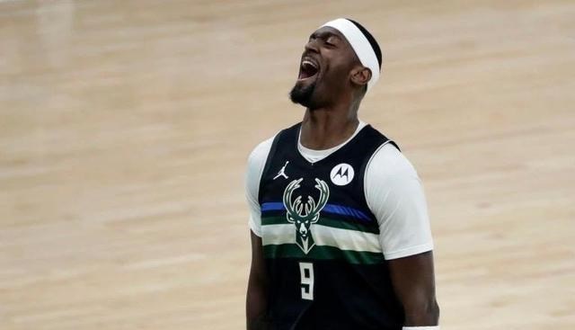 艾滋病 美媒评今夏十佳交易！威少无缘，湖人上榜，第一稳赚7800W！