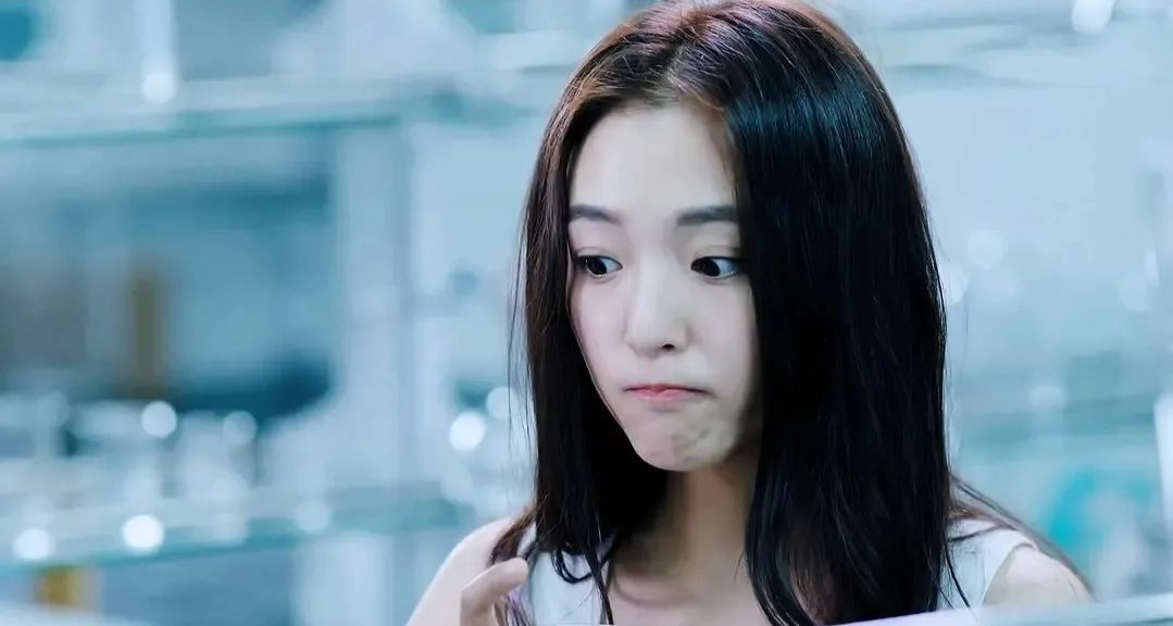 吴倩|昔日武大校花，毁容式近照曝光：原本年轻貌美的她怎么变成这样？