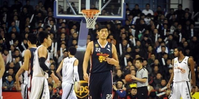 广东男篮|欢迎!广东宏远功勋老将正式重返球队,帮助杜锋打造未来