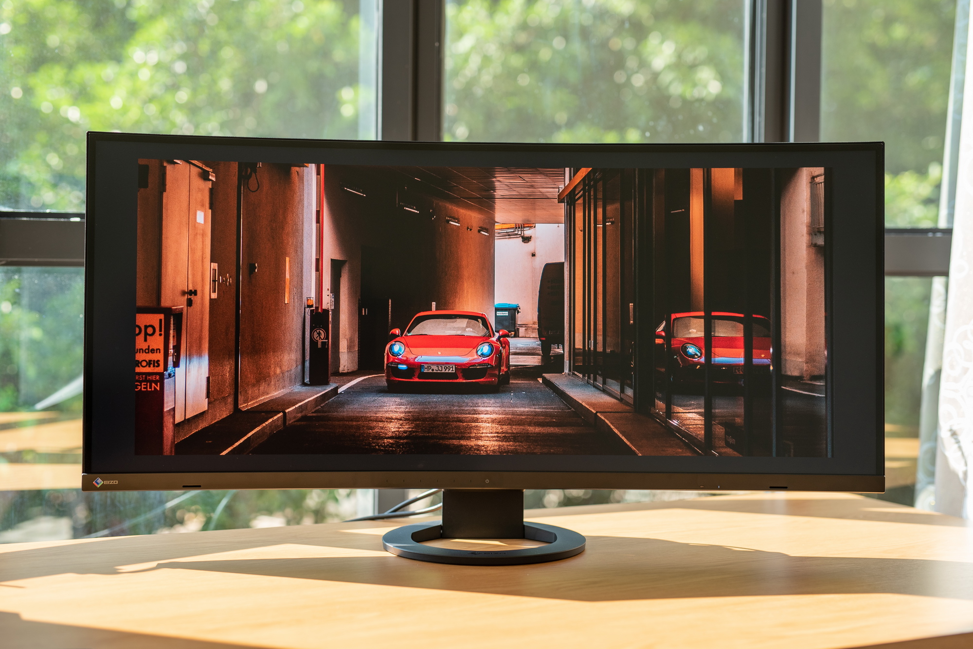 显示器|艺卓首款超宽屏显示器 FlexScan EV3895