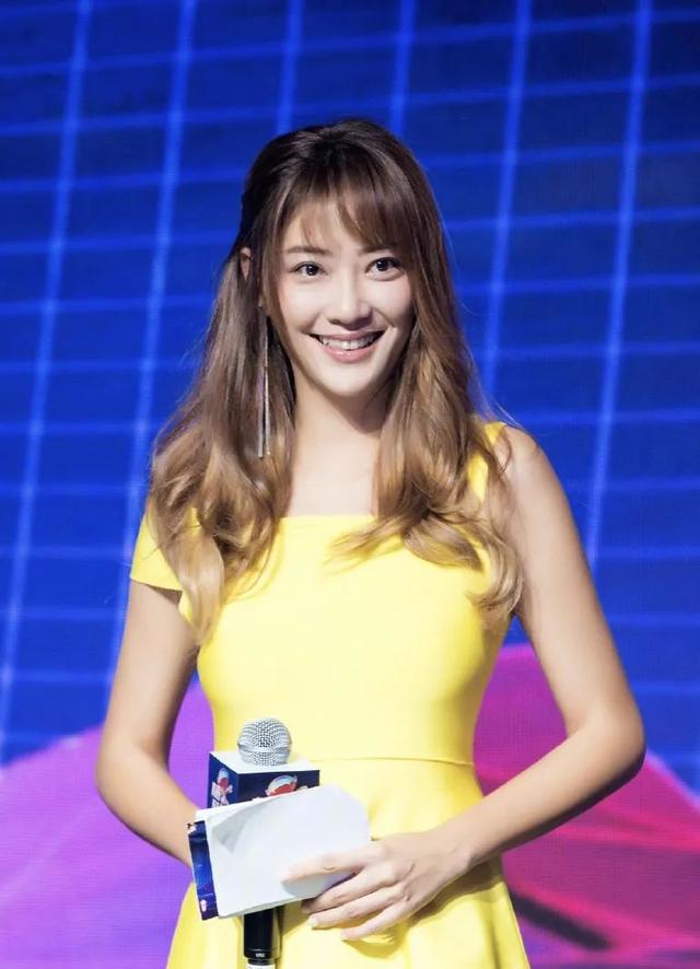 养颜 真夫妻才最好磕!应采儿的冻龄秘籍到底是什么?