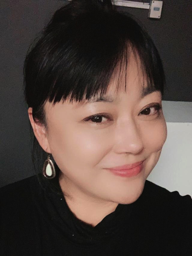 李菁菁|51岁李菁菁自曝患癌，曾陷诈骗风波，3段婚姻全是小鲜肉