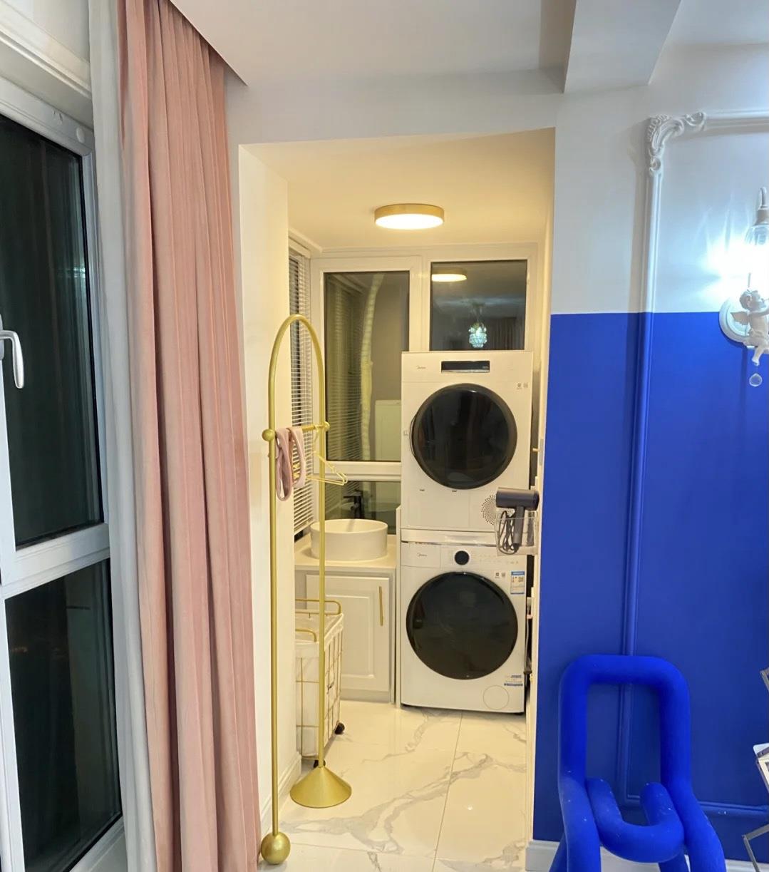 女主128㎡新居,色彩碰撞带来的新颖浪漫体验,引得上万网友收藏