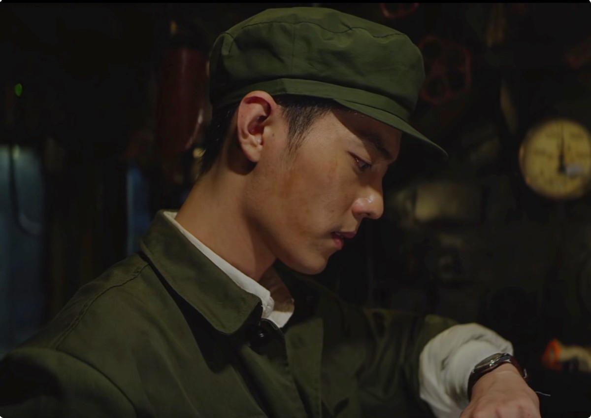 肖战|开播上热搜第一,收视全国第一,肖战一出手就甩出王炸大剧