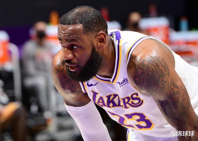 勒布朗·詹姆斯|仅仅24小时,詹姆斯伤病正式出炉,名记:常规赛赛季报销