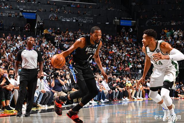 詹姆斯·哈登|虐雄鹿49分只是开始，纳什带来更振奋消息！篮网已成大魔王球队