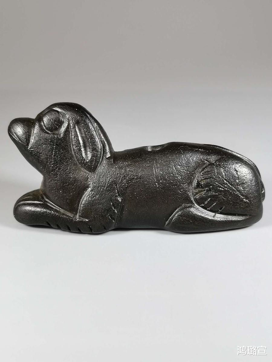 |煤玉黑不溜秋的到底价值何在？别小看！价值优秀到吓你一跳！