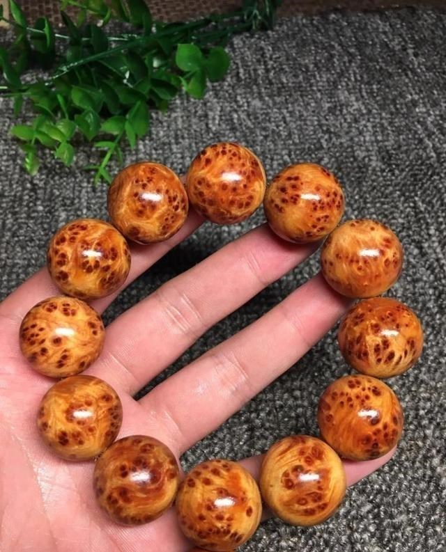 |有这7种文玩手串的小伙伴，一起来讨论一下，该怎么“打底”！