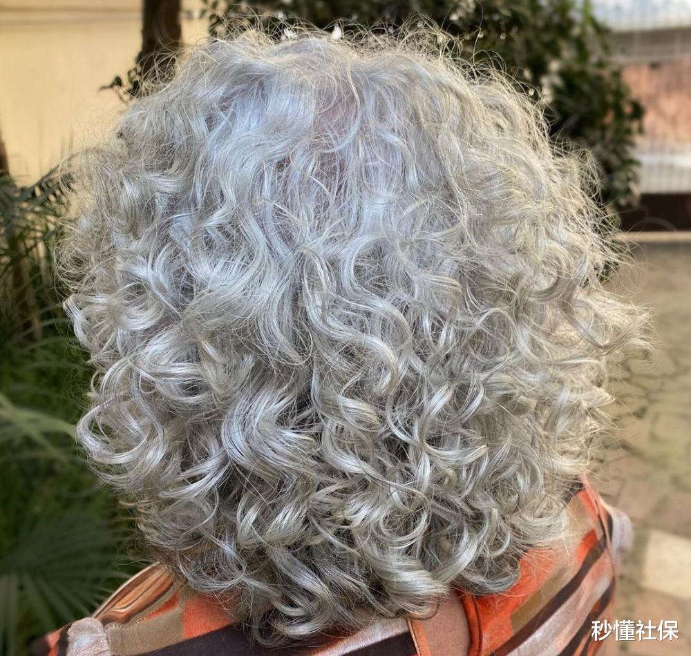 健脾 通过染发变年轻？别想的太简单！中老年人要注意这4个问题！