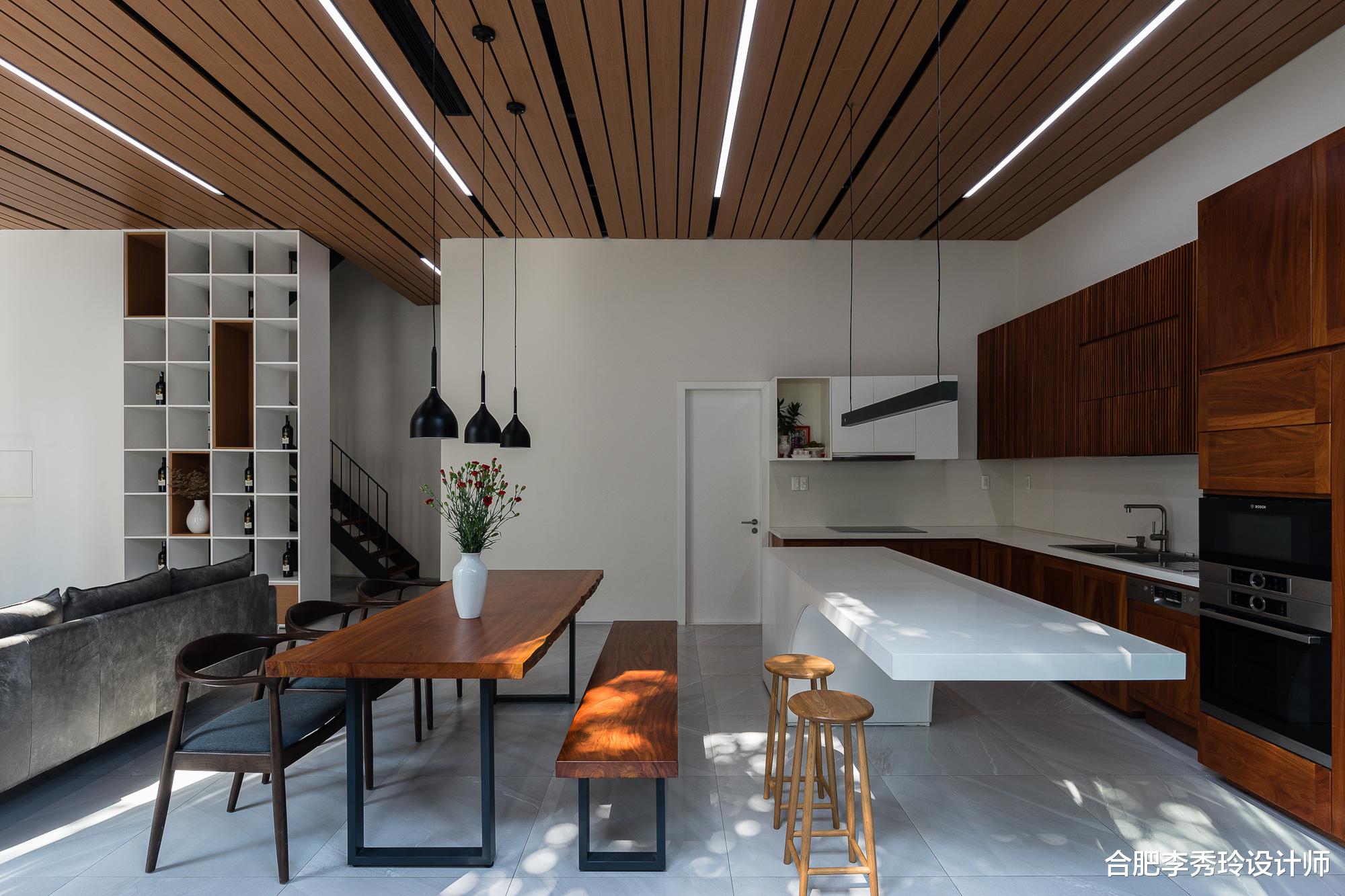 300㎡联排别墅，装修成果被吐槽“平平无奇”，往往这种才叫耐看