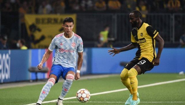 玛法达星座|不满索帅战术?曼联众将拒绝随其谢场!71分钟就换下C罗B费惹争议