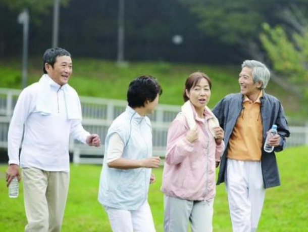 布衣粗食|退休以后，学会“断交”，留三五知己，各自安好