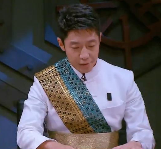 撒贝宁|保送北大，四段情史，从央视名嘴到芳心纵火犯，撒贝宁凡尔赛人生