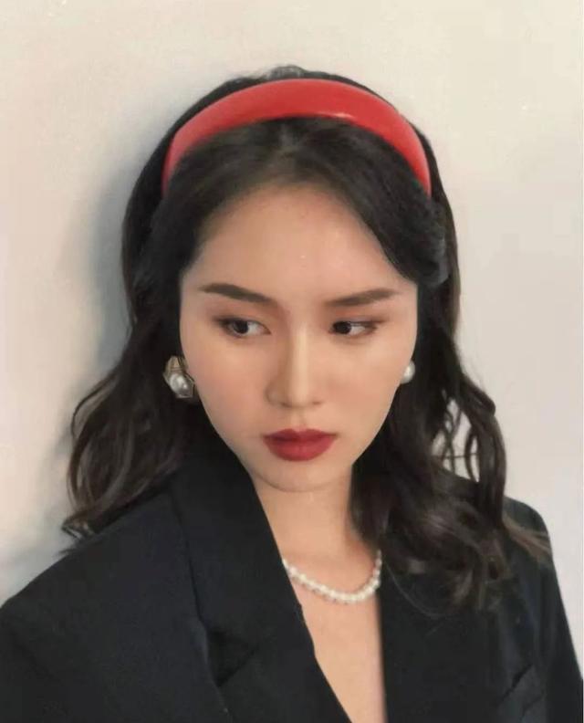 发型|女生很显老的发型，真的别再留了！