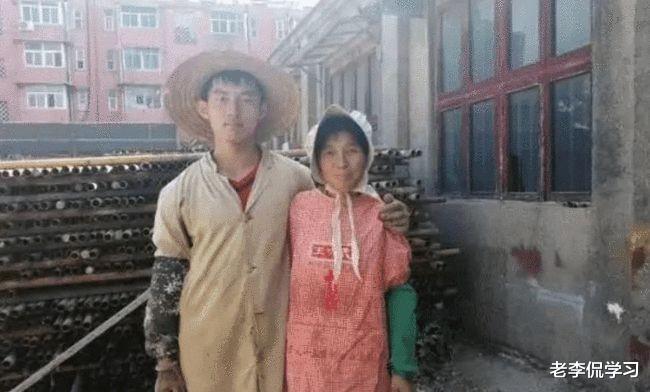 老李侃学习|云南男孩高考713分被清华录取，却失声痛哭，看到手后众人泪奔