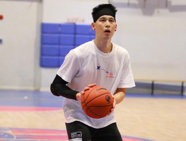 明乐说育儿|曝林书豪明日归队!北京迎回王牌:何时出战待定,复仇广东夺冠吗