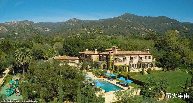 唐嫣|40岁梅根久违现身，保镖陪伴购物，捂得严实像怕冷却是光着腿