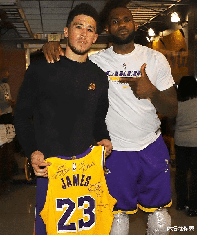 勒布朗·詹姆斯|湖人2-4太阳！听听詹姆斯赛后的发言，短短9个字包含了多少辛酸