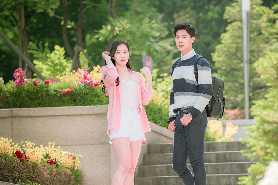 花影人间情感|大龄剩女，别冲动结婚，看清男人娶你的目的，给自己留条退路