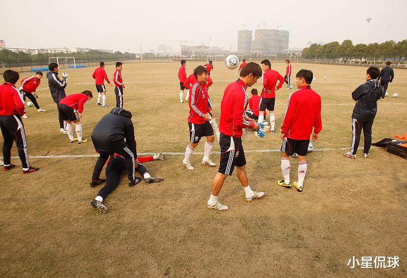 世界杯|足协连夜制定新方案,国足开始备战2026年世界杯,4大归化被清退