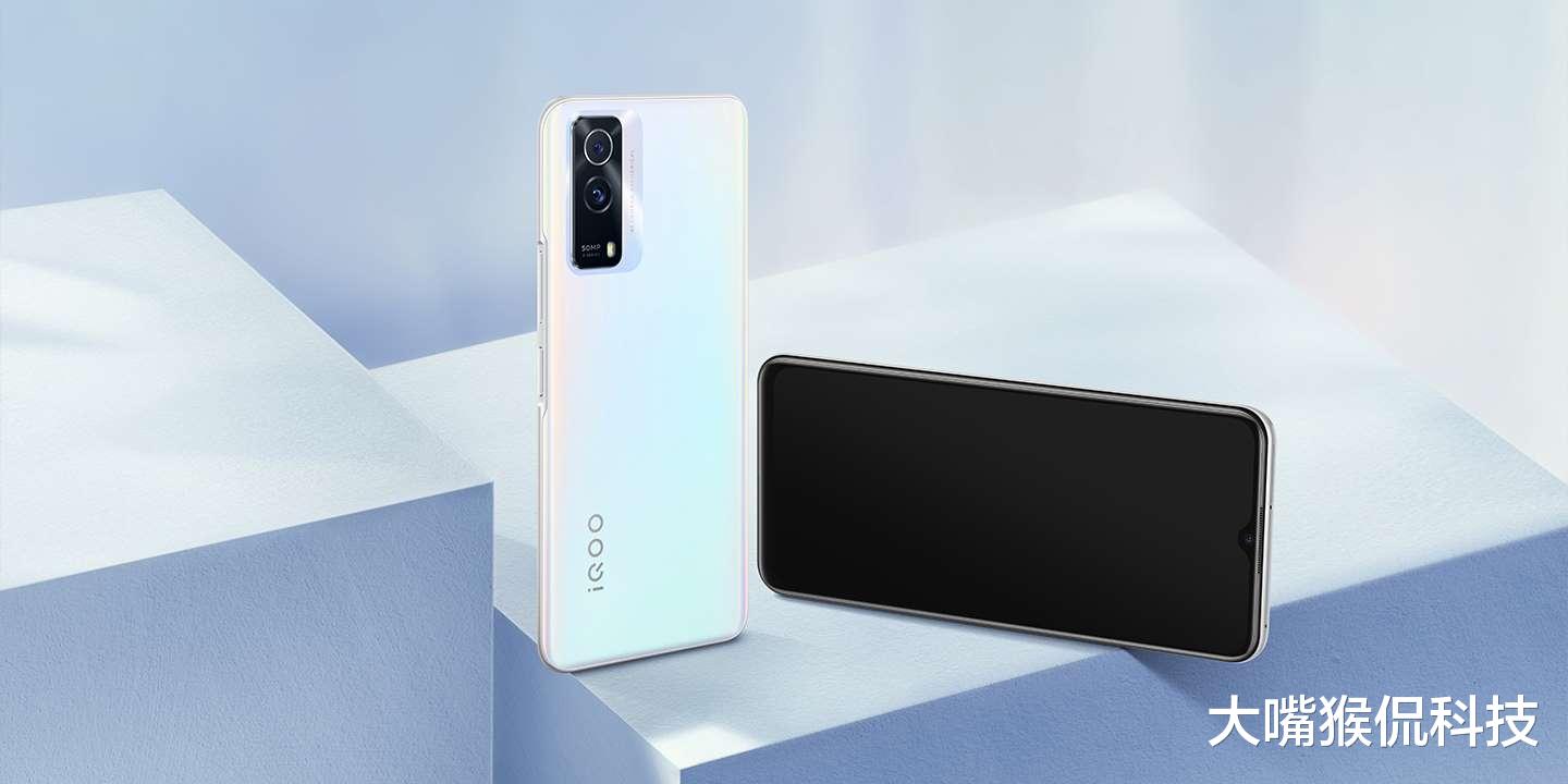 摩托罗拉|iqoo新品准备发布，已经通过认证，旧产品会提前退场吗？