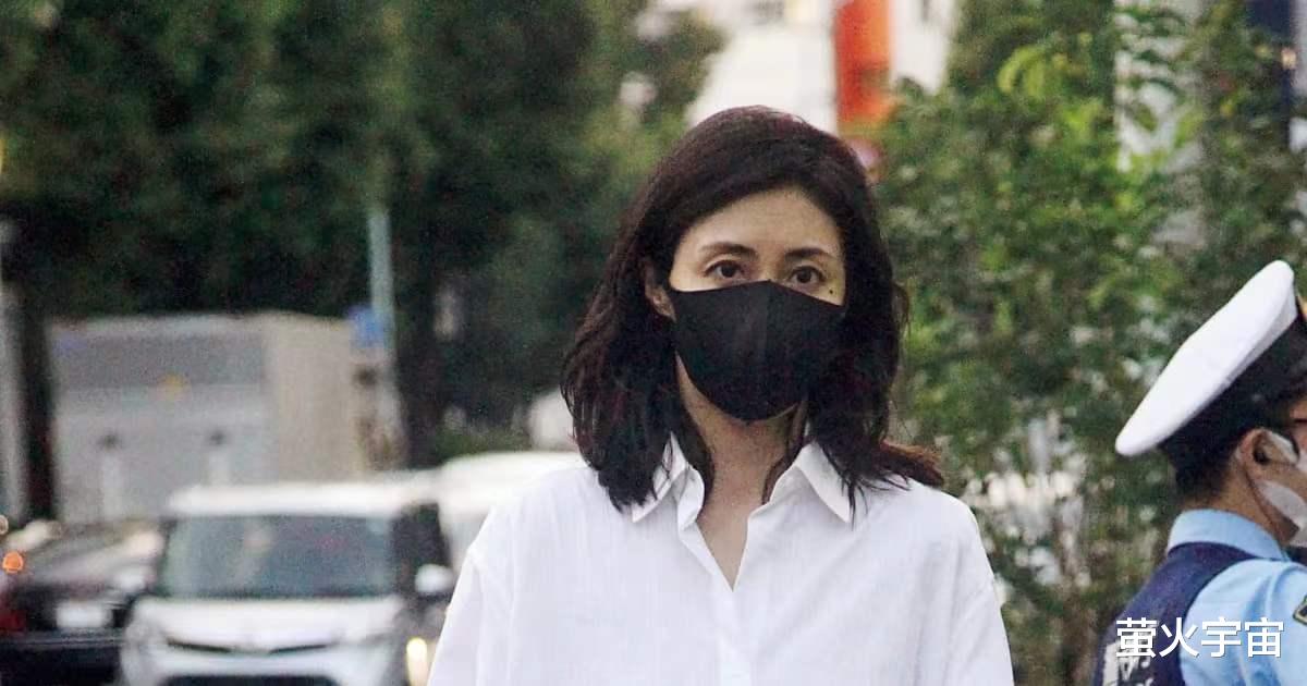 松岛菜菜子|松岛菜菜子剧照首曝光，泡面头老10岁，屡传和反町隆史离婚消息