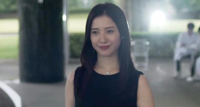 |才放出了一集就飙上了9.0分，又一部惊艳非凡的新剧诞生