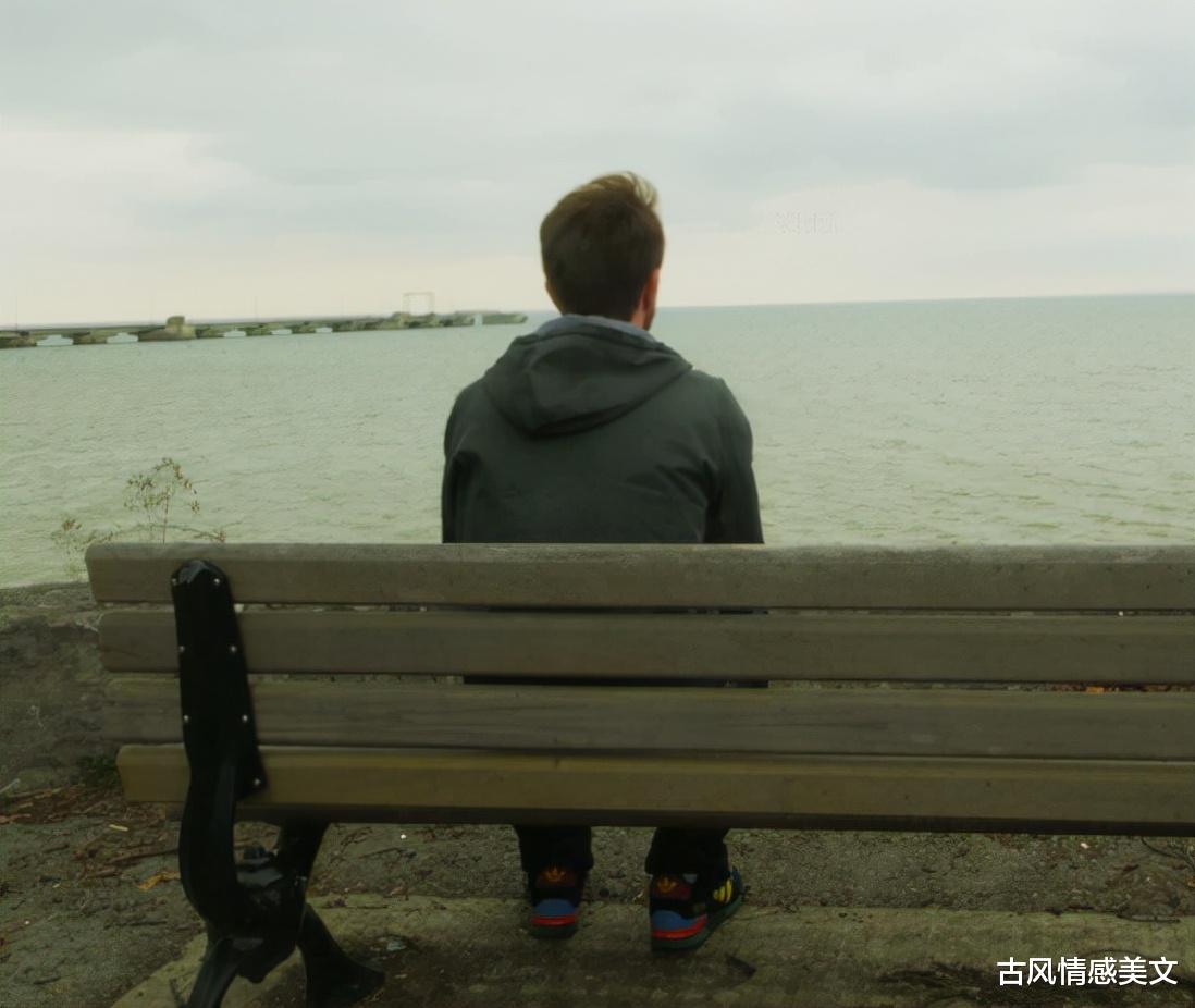 古风情感美文|我给她发5200元红包，她立马在朋友圈说她老公给她8888元大红包