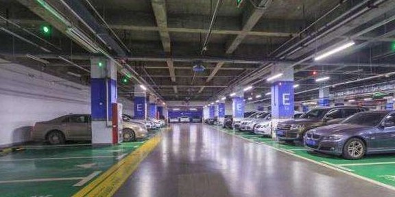 华为|又一巨头43亿“卖身”，欠7500亿巨债还不起，收入曾仅次于华为