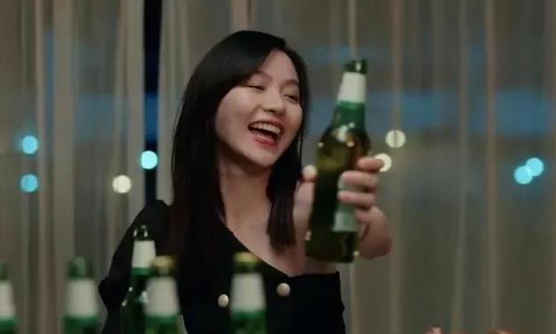 潜规则|加班陪酒遭男客户“潜规则”,她被骂活该:被灌醉后侵犯,真的毫无感觉?