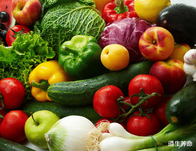 肠胃 长期不吃晚饭的人,除了会变瘦,或还有这3种变化