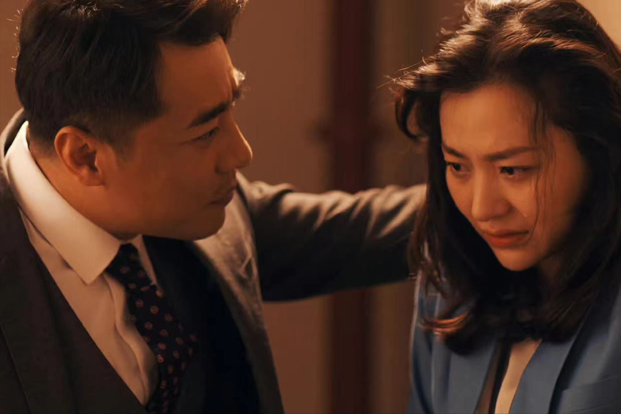 李咏|《女心理师》李薇被侵犯:恨加害者,更恨身体背叛了自己