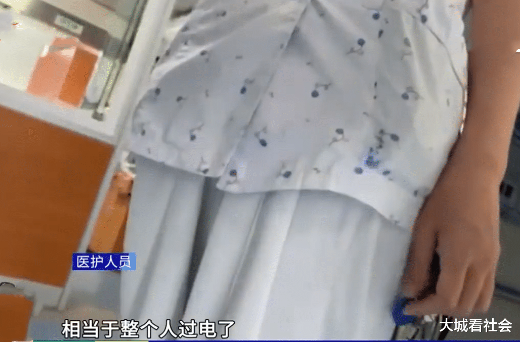 梦幻新诛仙|送完外卖去河边钓鱼，外卖员莫名遭雷劈，还很爱面子不承认