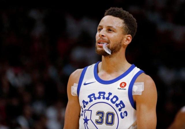 季后赛|常规赛是龙，季后赛是虫！这3位巨星一到总决赛就原形毕露