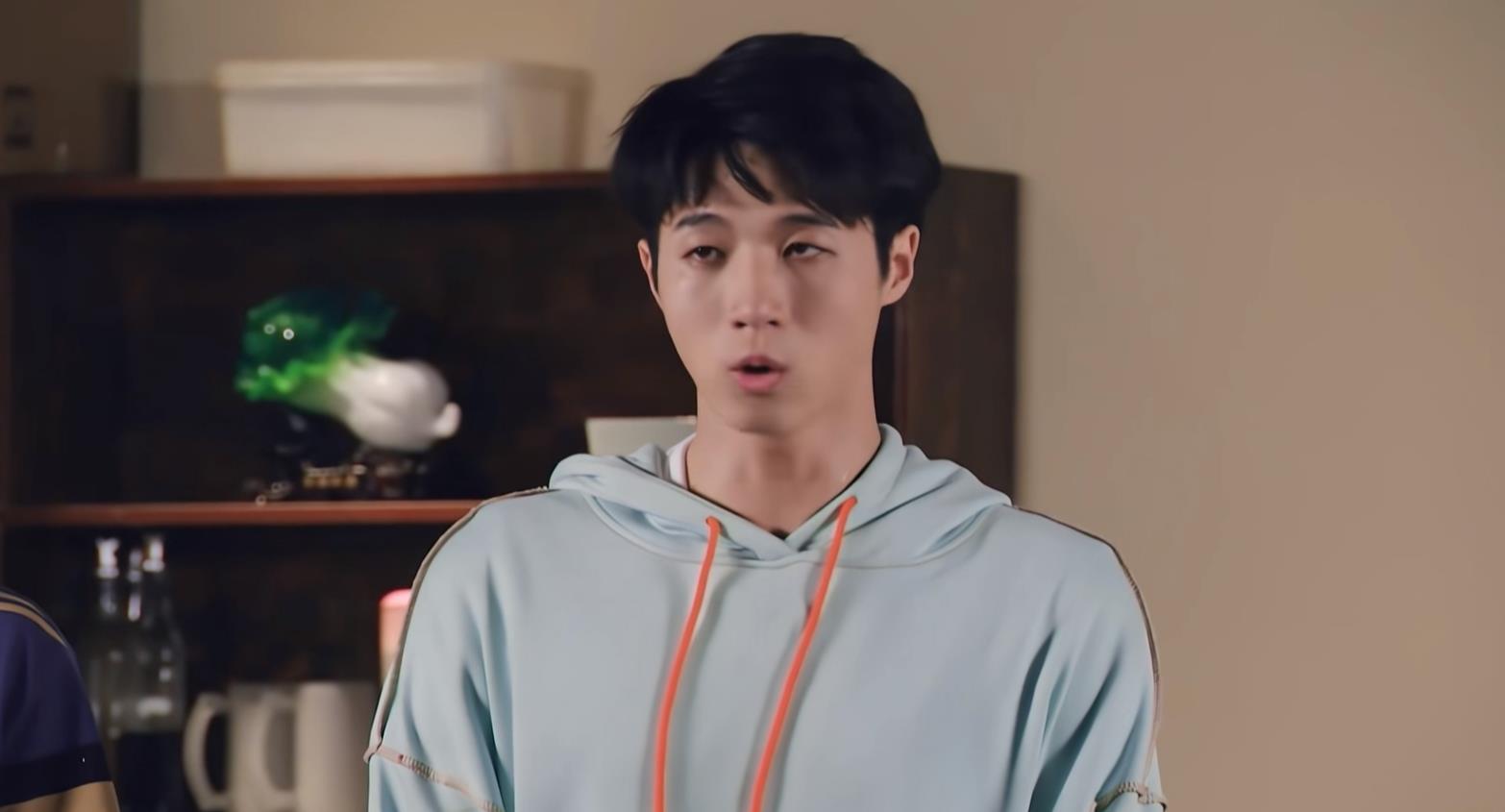 王皓|《喜剧大赛》半决赛：“皓史成双”拿到8900分，大锁5100分太低